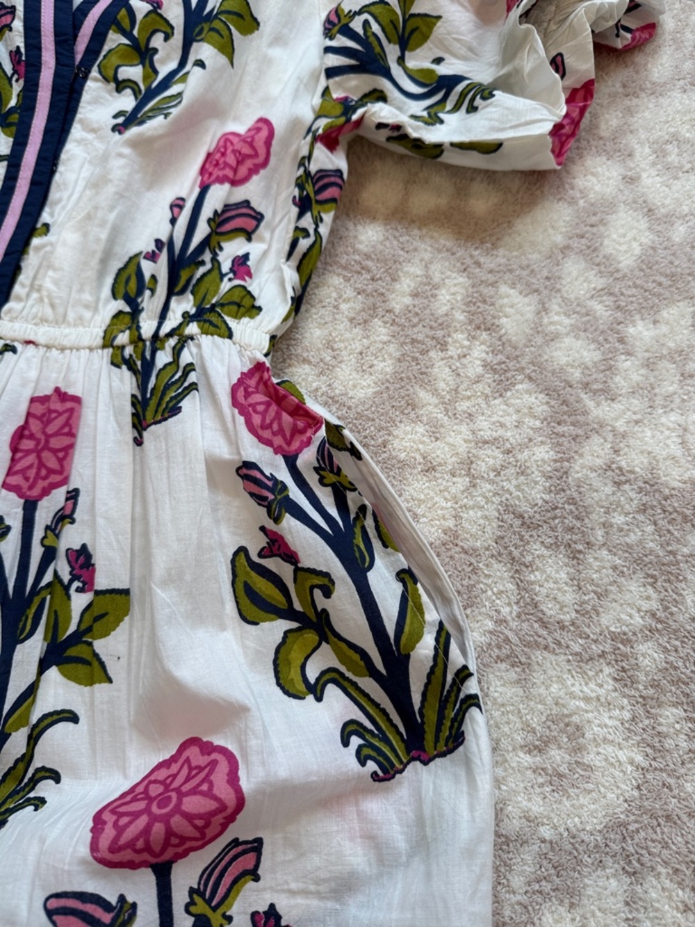 💙 NWT 💙 THML • White Floral Puff Sleeve Maxi Dress with Contrast Collar • Small - Picture 15 of 16